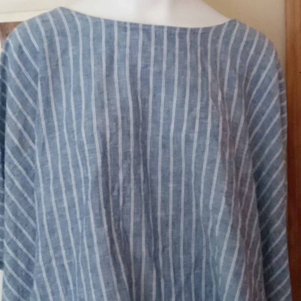 Striped cape top - Picture 2 of 5